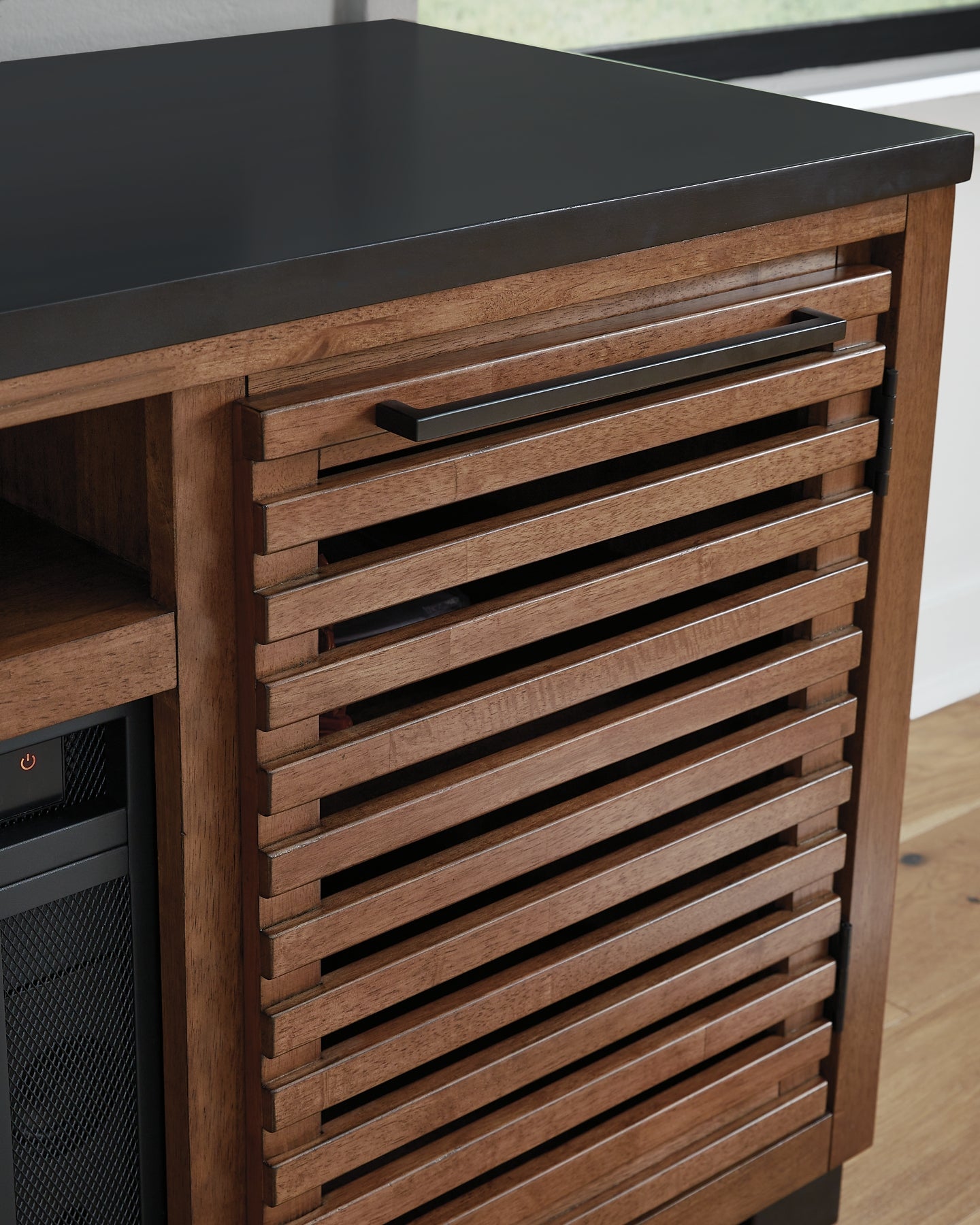 Kallari XL TV Stand w/Fireplace Option